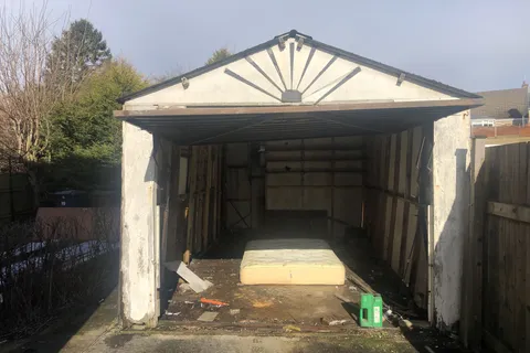 Asbestos garage removal in Bradford: before works